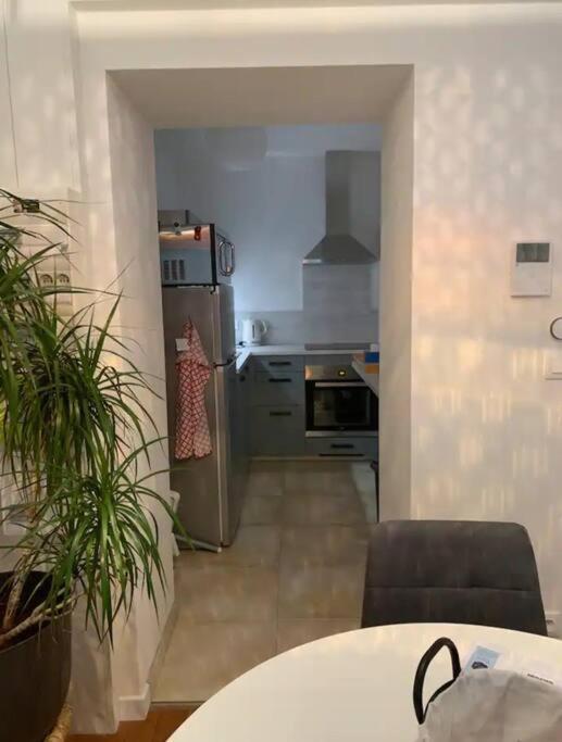 Appartement Calme Centre-Ville. Диеп Екстериор снимка
